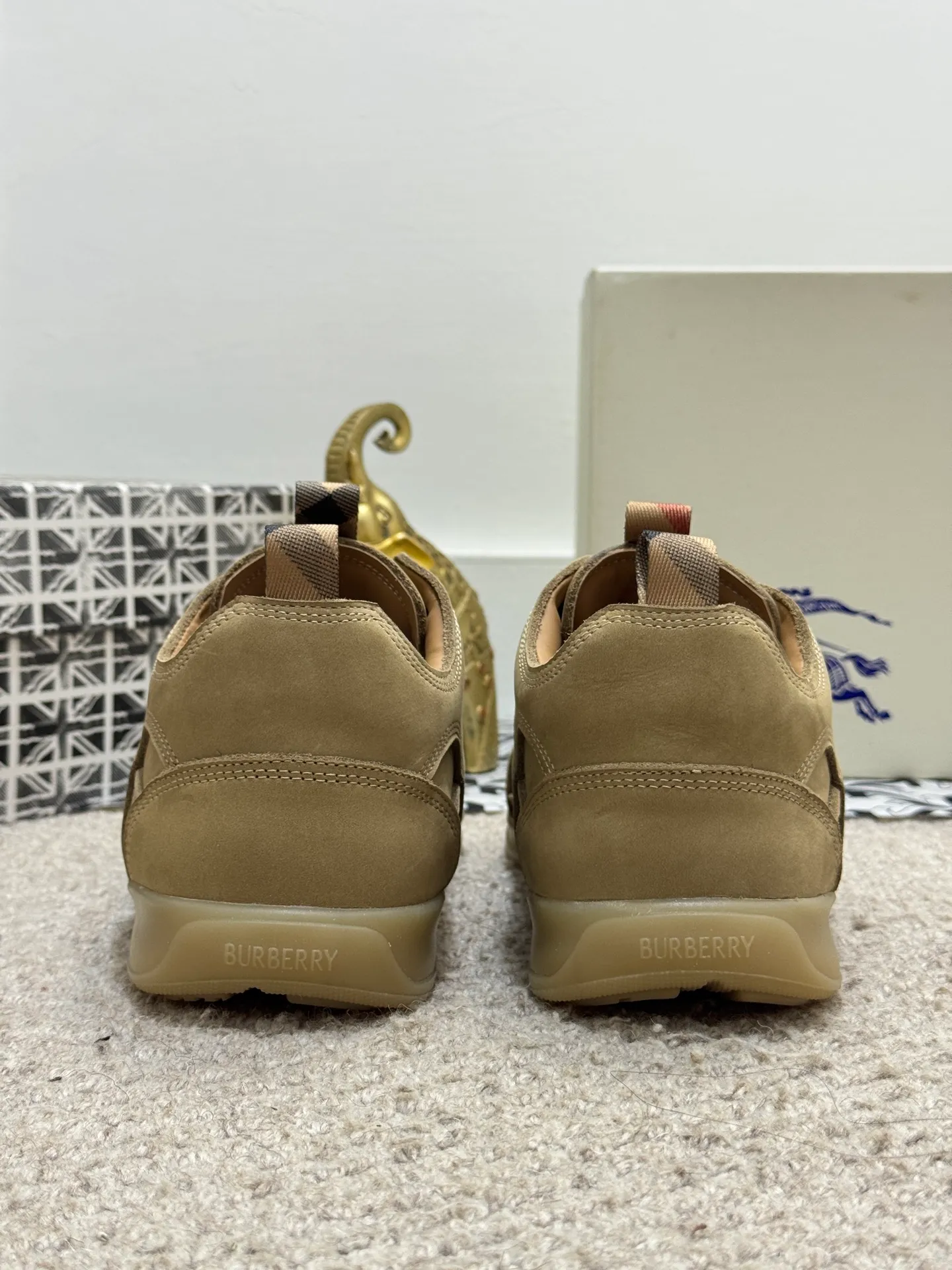 Men's shoes 💰420 [New style] 🐝🐝 [BURBERRY] Burberry - high-end quality original order 🔍🔍🔍 Upper: imported 🔝 calfskin, brand knitted pattern, tongue brand cloth label, lining: sheepskin lining, - outsole: rubber; two-color molded outsole, ultra-high quality control·fine workmanship: highlighted (high-end·luxury·grade) Size :38-44 (45 customized